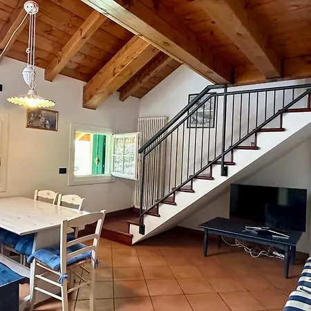 Lambra La Casa Del Sol Alloggio per agriturismo *